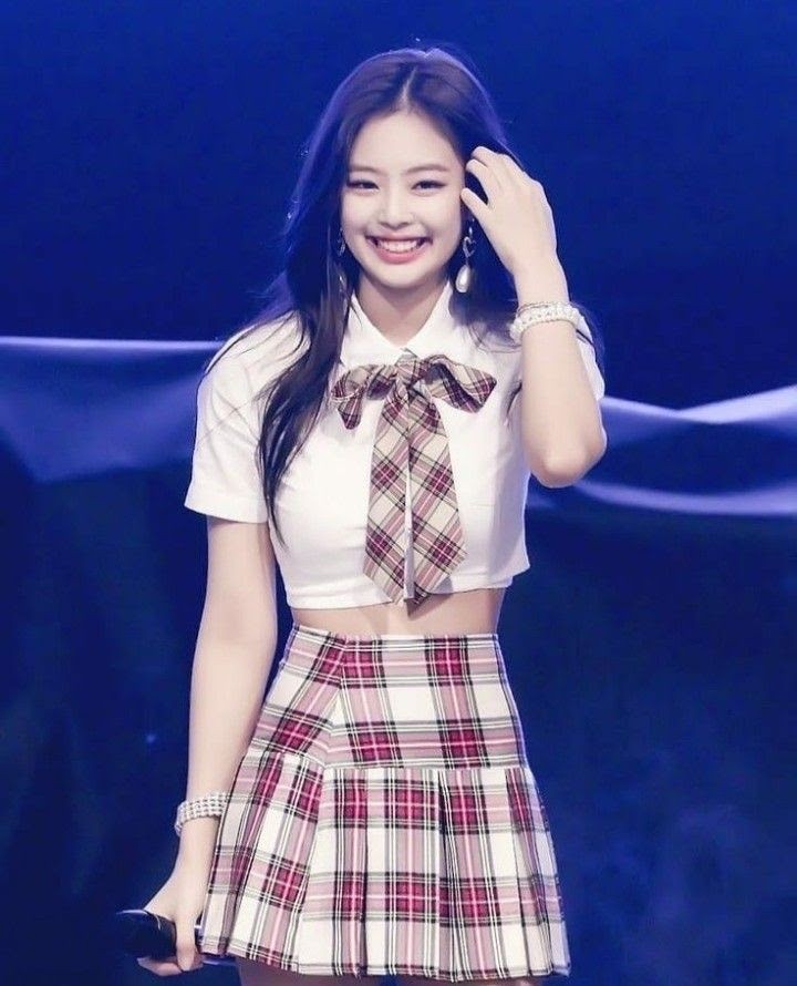 Khoảnh khắc đẹp nhất mọi thời đại của Jennie (BlackPink) - Ảnh 3.