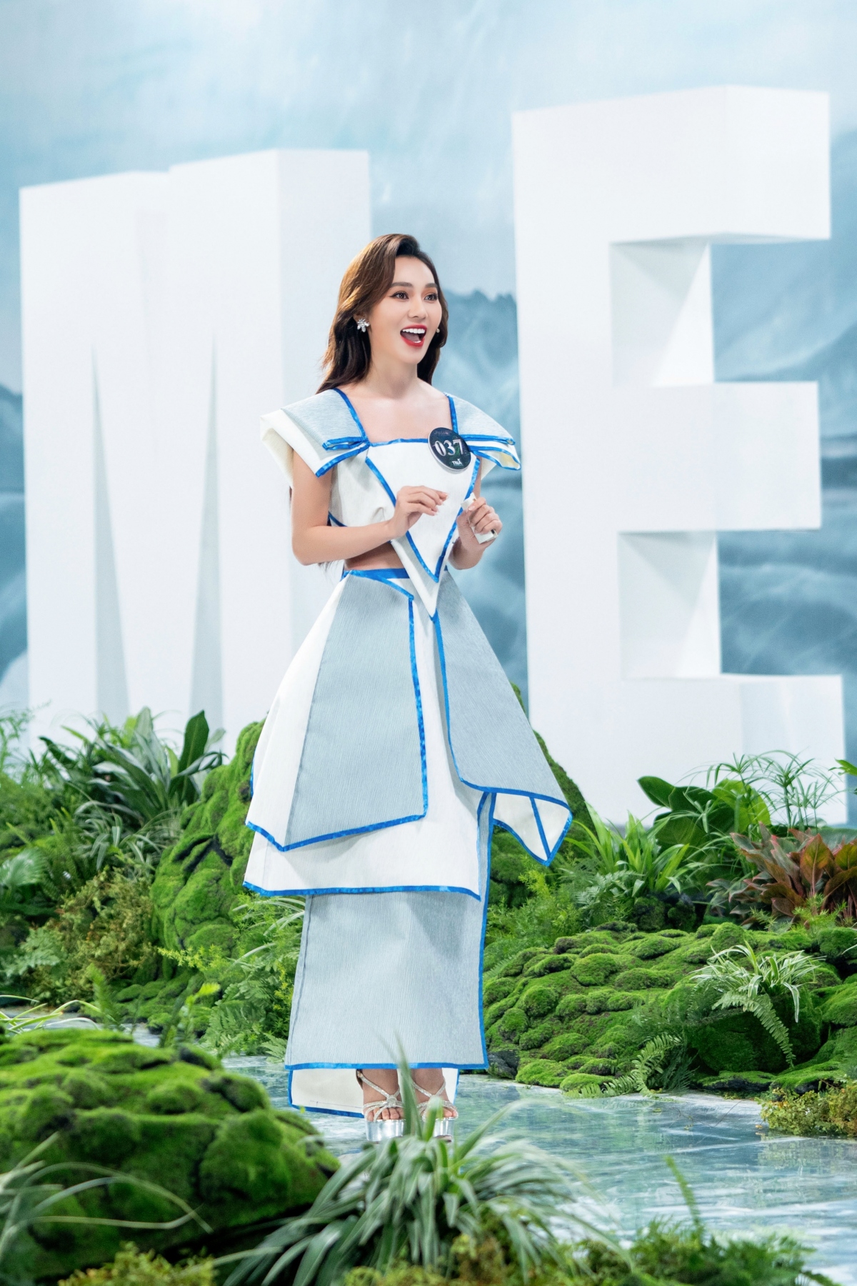 Trang phục tái chế độc đáo của thí sinh Miss Earth Việt Nam 2023 - Ảnh 3.