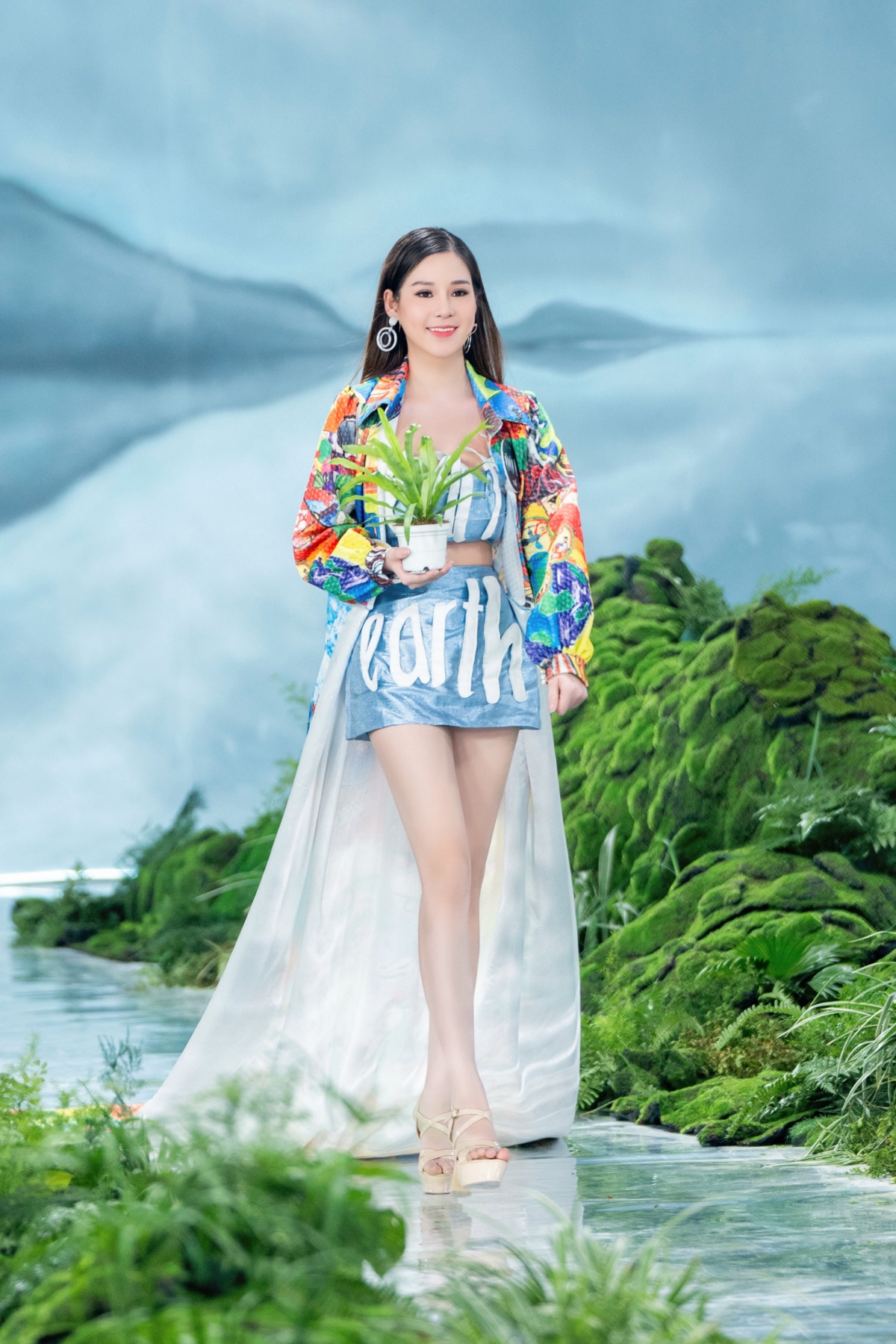 Trang phục tái chế độc đáo của thí sinh Miss Earth Việt Nam 2023 - Ảnh 6.