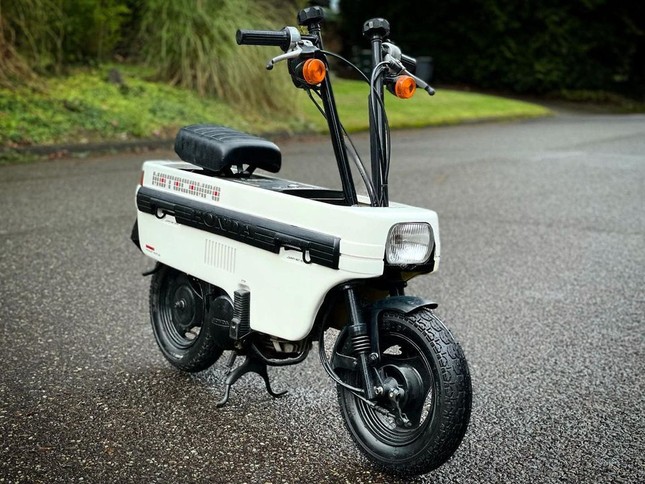 Honda mở bán mẫu xe máy điện mini 