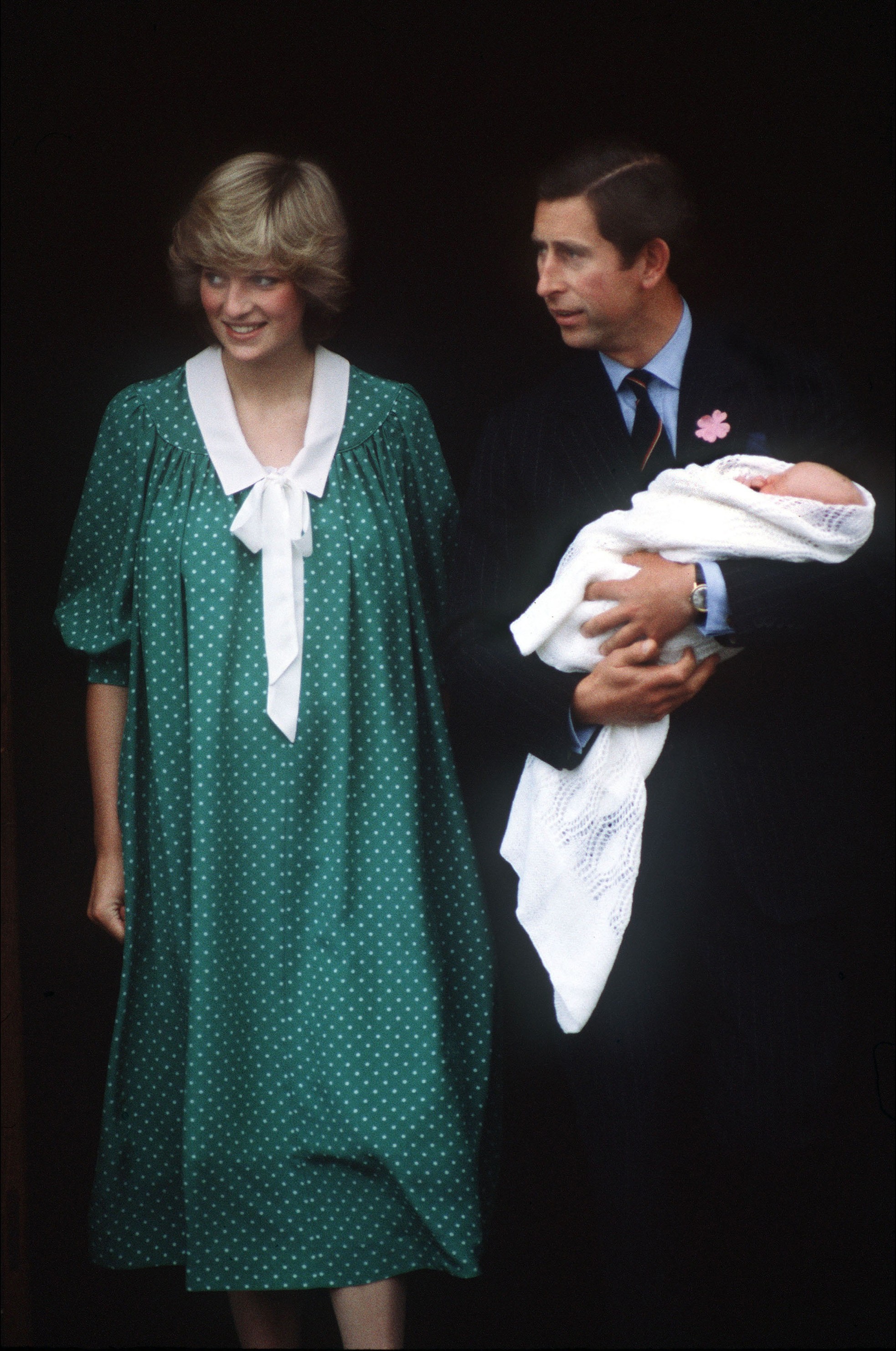 Qua đời 26 năm, hình ảnh Công nương Diana vẫn đầy sức hút - Ảnh 8.