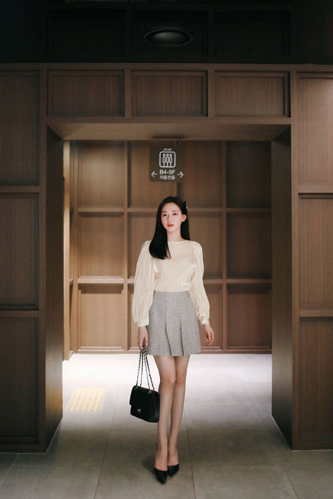 Đi chơi lễ th&igrave; phải l&ecirc;n đồ thật xinh, v&agrave; đ&acirc;y l&agrave; 8 gợi &yacute; từ hội s&agrave;nh mặc xứ Kim Chi m&agrave; bạn sẽ muốn copy ngay - Ảnh 6.