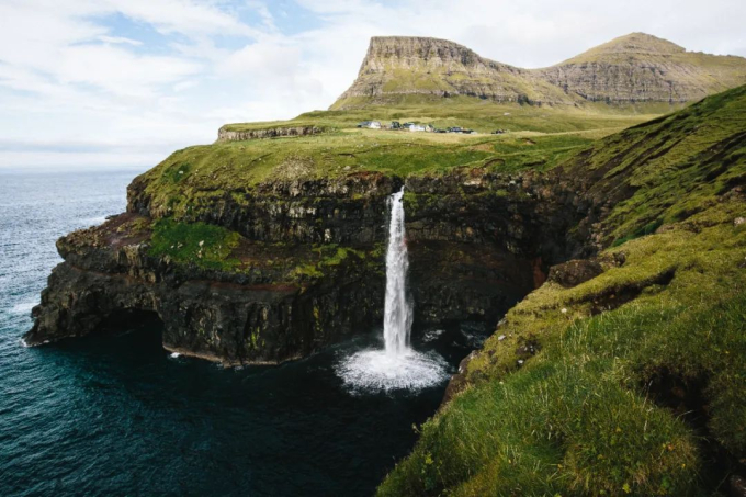 Faroe - quần đảo thiên đường của cừu và những ngôi nhà đầy sắc màu mọc trên cỏ xanh - Ảnh 9.