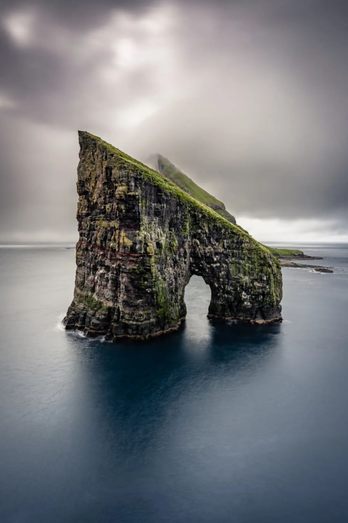 Faroe - quần đảo thiên đường của cừu và những ngôi nhà đầy sắc màu mọc trên cỏ xanh - Ảnh 7.