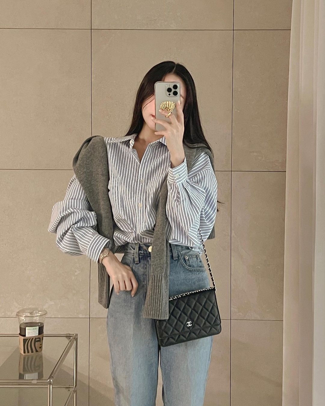 5 chiêu lên đồ tôn dáng của nàng blogger cao chưa đến 1m6 - Ảnh 1. 5 chiêu lên đồ tôn dáng của nàng blogger cao chưa đến 1m6 - Ảnh 1.