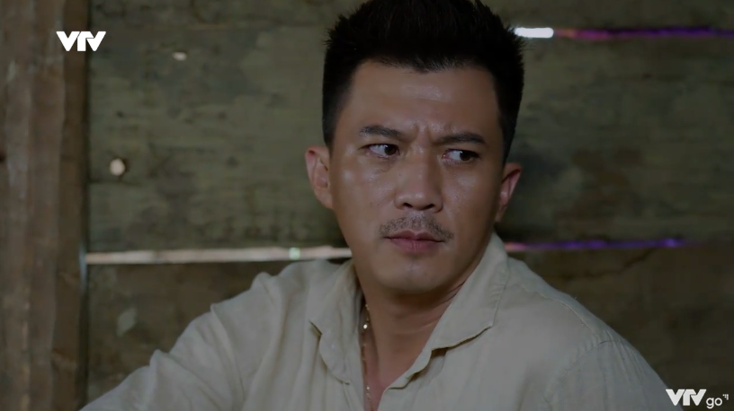 Cuộc chiến kh&ocirc;ng giới tuyến - Tập 8: Cắm chốt bảo vệ Phương, Trung su&yacute;t bị &aacute;m hại - Ảnh 19.