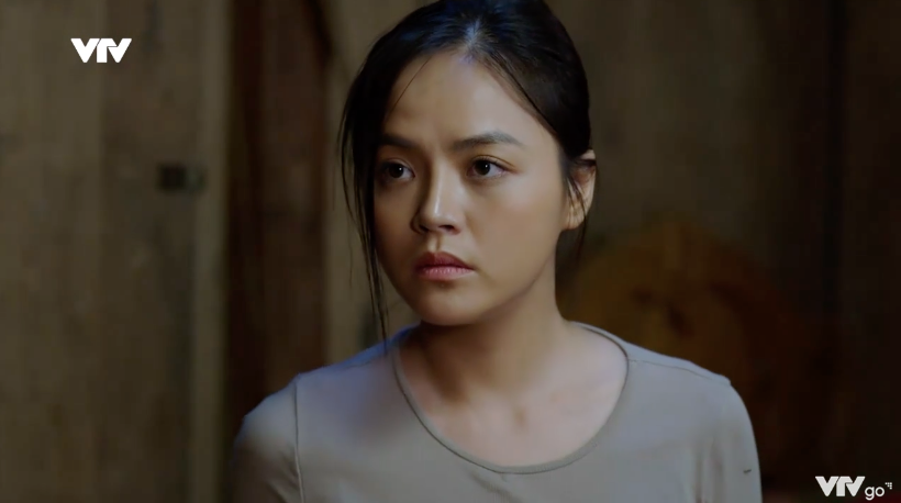 Cuộc chiến kh&ocirc;ng giới tuyến - Tập 8: Cắm chốt bảo vệ Phương, Trung su&yacute;t bị &aacute;m hại - Ảnh 3.