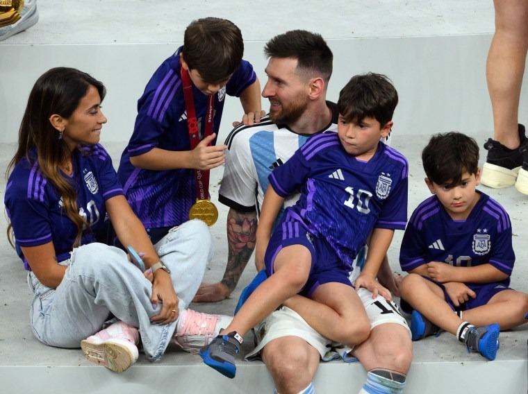 Lionel Messi tâm sự về cách dạy con: Không cho dùng điện thoại, quan tâm đồng hành mỗi ngày - Ảnh 3.