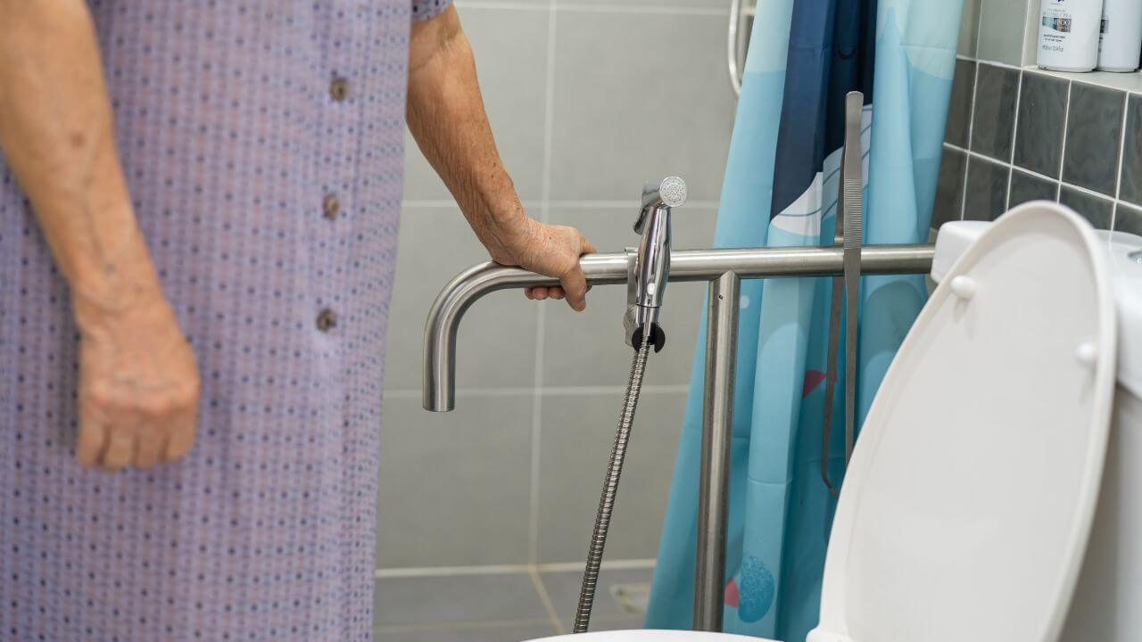 Những điều cần lưu ý trong ngôi nhà khi sống chung với người lớn tuổi - Ảnh 5. Những điều cần lưu ý trong ngôi nhà khi sống chung với người lớn tuổi - Ảnh 5.