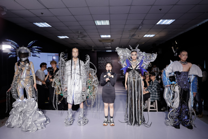 Á hậu Tuyết Nhi Võ gây ấn tượng với màn trình diễn thời trang mang thông điệp bảo vệ môi trường - Ảnh 4.