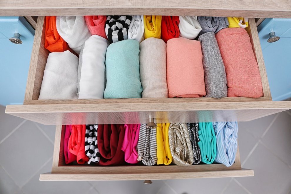 3 cách dọn dẹp tủ quần áo của Kondo Marie - Ảnh 4. 3 cách dọn dẹp tủ quần áo của Kondo Marie - Ảnh 4.