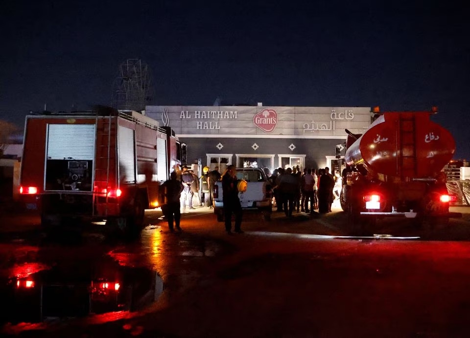 Hiện trường vụ cháy tại lễ cưới ở Iraq khiến ít nhất 113 người thiệt mạng - Ảnh 3.