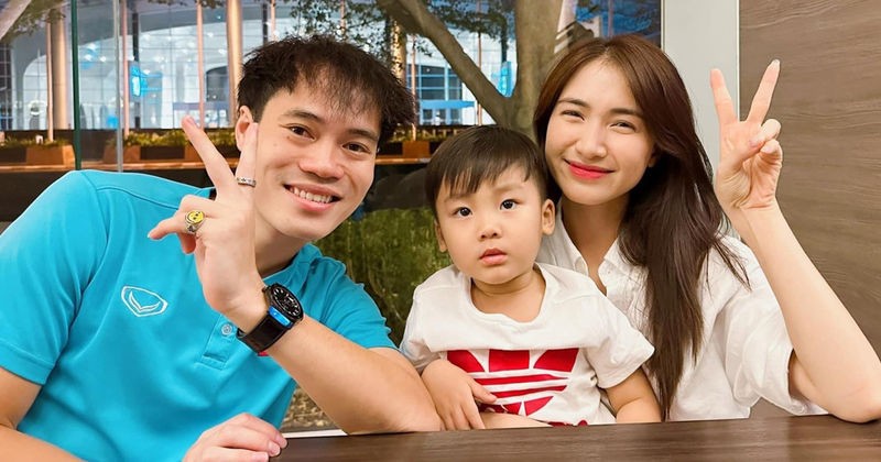 Sao nữ Vbiz vướng tin hẹn hò cầu thủ bóng đá: Đã gắn bó gần 1 thập kỷ, bị khui loạt "hint" đáng ngờ - Ảnh 6. Sao nữ Vbiz vướng tin hẹn hò cầu thủ bóng đá: Đã gắn bó gần 1 thập kỷ, bị khui loạt "hint" đáng ngờ - Ảnh 6.