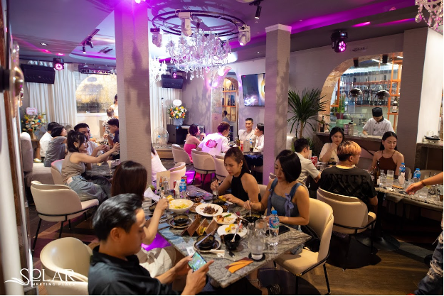 Xuất hiện nh&agrave; h&agrave;ng Buffet Nhật phong c&aacute;ch fusion tại H&agrave; Nội - Ảnh 2.