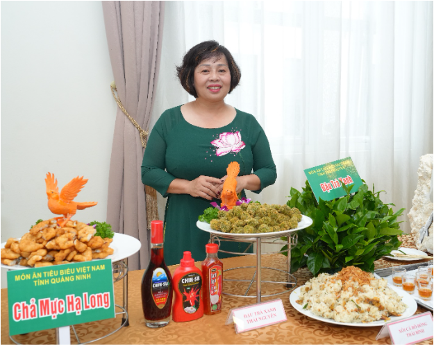 CHIN-SU đồng h&agrave;nh c&ugrave;ng Hiệp hội Văn h&oacute;a Ẩm thực Việt Nam vinh danh 121 m&oacute;n ăn ti&ecirc;u biểu năm 2022 - Ảnh 4.