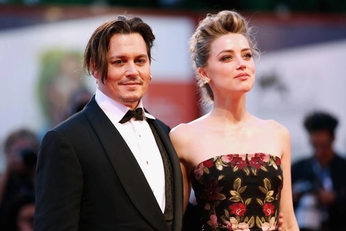 Choáng nặng tin Johnny Depp hẹn hò nữ chính Wednesday kém tận 39 tuổi, người trong cuộc nói gì? - Ảnh 3.