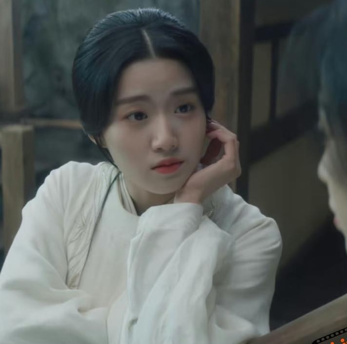 Mỹ nhân Hoa ngữ gây sốt vì quá đẹp ở phim mới chiếu: Da trắng mịn, được so sánh với sao nữ Hàn đình đám - Ảnh 3.
