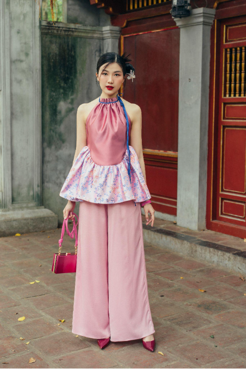 Đing Đang dệt mộng trong BST Chiêm Thu - Ảnh 2. Đing Đang dệt mộng trong BST Chiêm Thu - Ảnh 2.