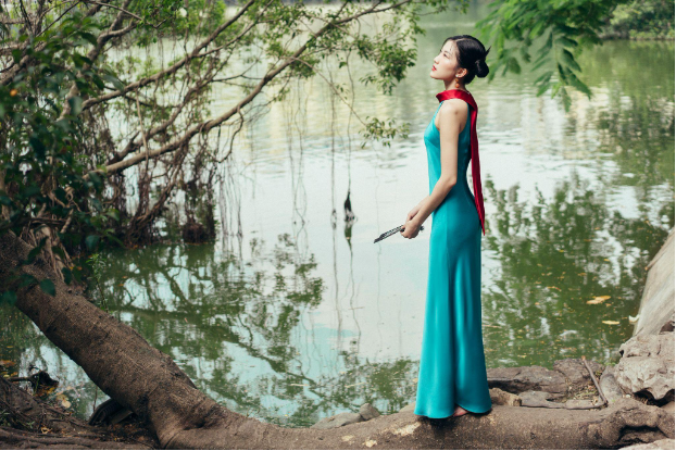 Đing Đang dệt mộng trong BST Chiêm Thu - Ảnh 5. Đing Đang dệt mộng trong BST Chiêm Thu - Ảnh 5.