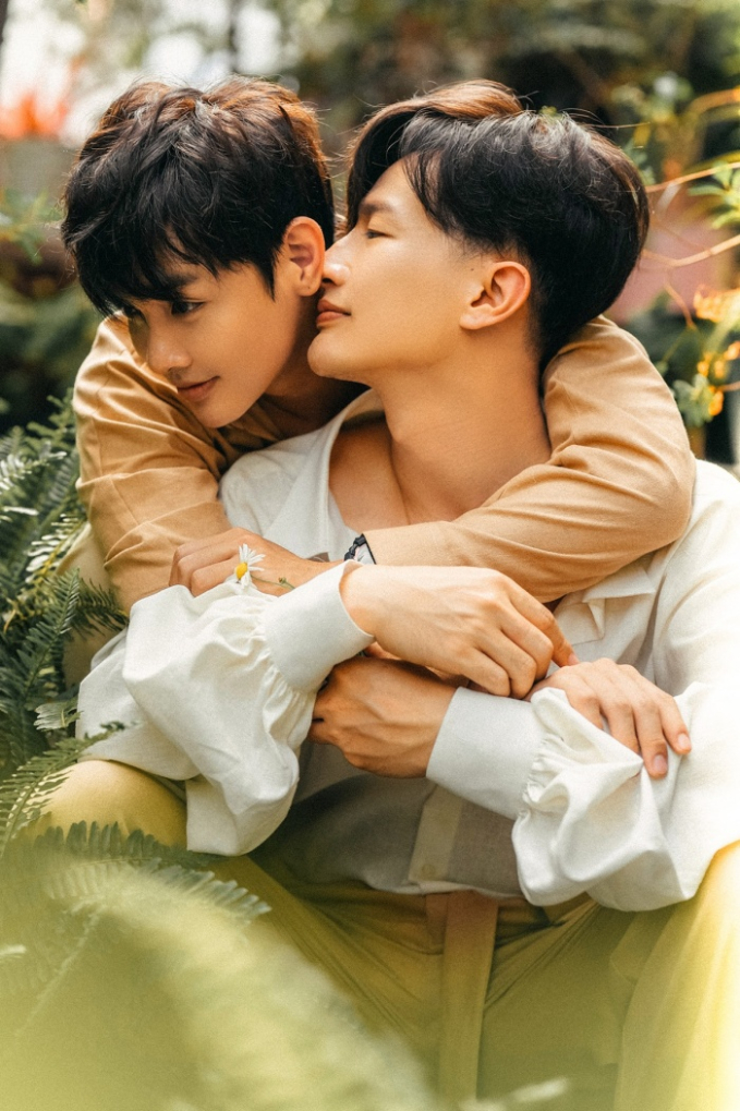 Hà Hồ phản ứng ra sao khi "bạn trai tin đồn" của Dược Sĩ Tiến đột nhiên đá xéo rồi lại công khai xin lỗi mình? - Ảnh 2. Hà Hồ phản ứng ra sao khi "bạn trai tin đồn" của Dược Sĩ Tiến đột nhiên đá xéo rồi lại công khai xin lỗi mình? - Ảnh 2.
