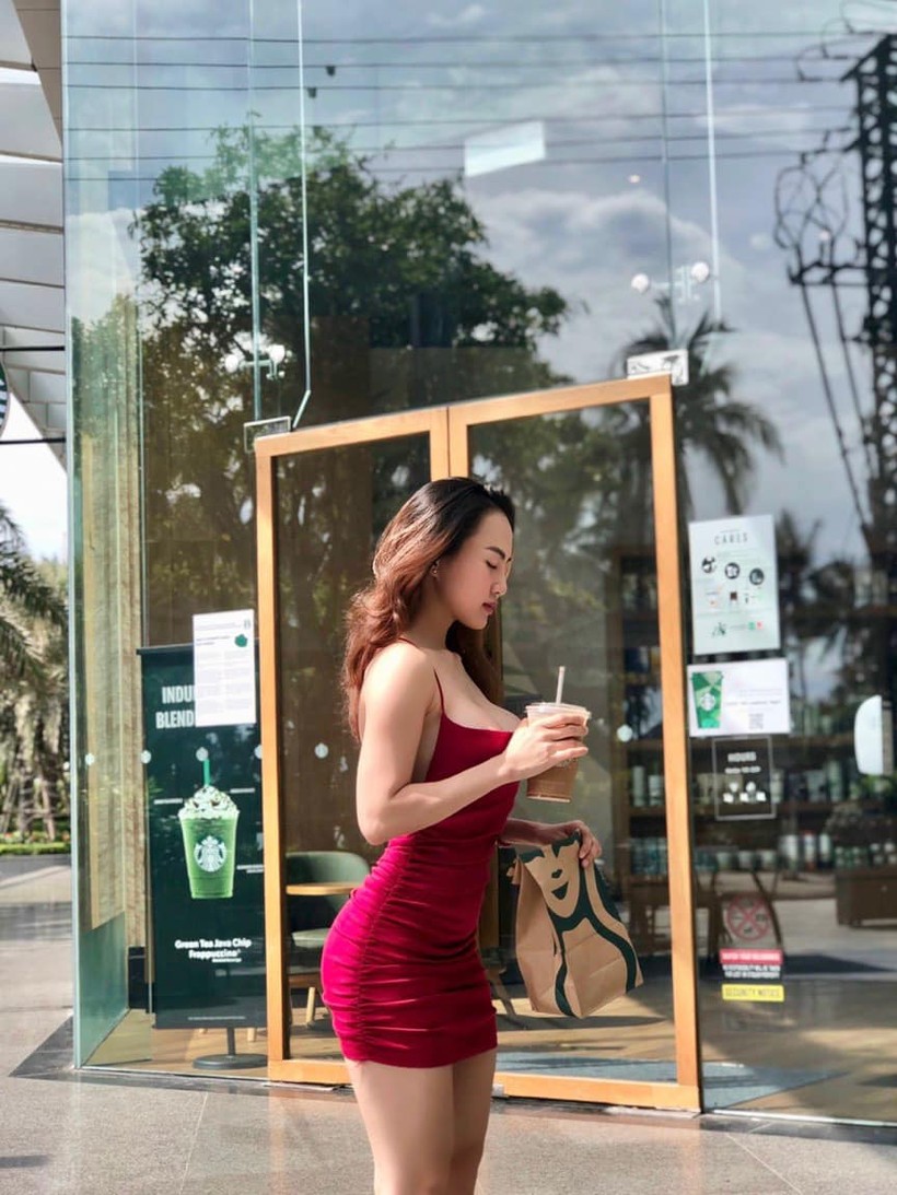 Hot girl tập Gym hướng dẫn bài tập thắt eo đồng hồ cát quyến rũ tại nhà - Ảnh 6. Hot girl tập Gym hướng dẫn bài tập thắt eo đồng hồ cát quyến rũ tại nhà - Ảnh 6.
