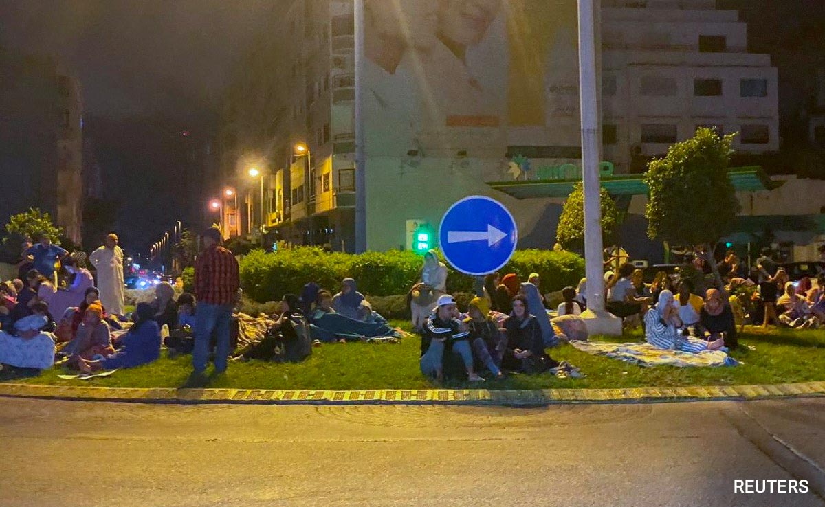 Hiện trường động đất mạnh nhất thế kỷ tại Maroc: Loạt tòa nhà đổ sập trong tích tắc, ít nhất 400 người thương vong - Ảnh 8. Hiện trường động đất mạnh nhất thế kỷ tại Maroc: Loạt tòa nhà đổ sập trong tích tắc, ít nhất 400 người thương vong - Ảnh 8.