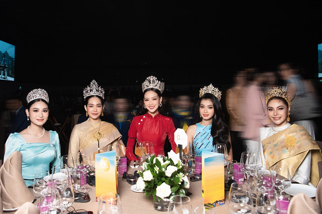 Bốn Hoa hậu quốc tế đến Việt Nam du lịch cùng Bảo Ngọc - Ảnh 5.