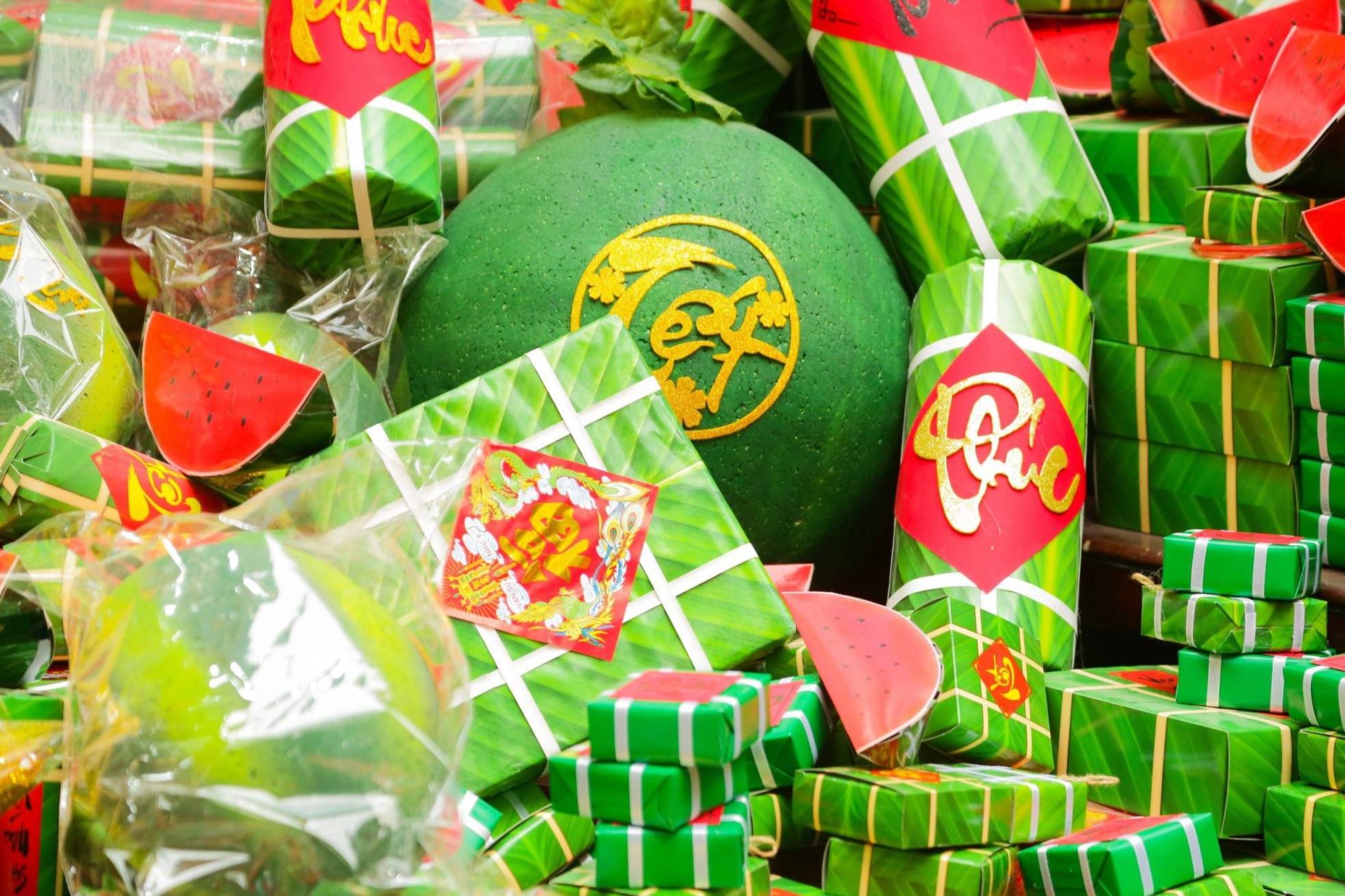Phố H&agrave;ng M&atilde; rực rỡ sắc m&agrave;u đ&oacute;n Xu&acirc;n Gi&aacute;p Th&igrave;n - Ảnh 17.