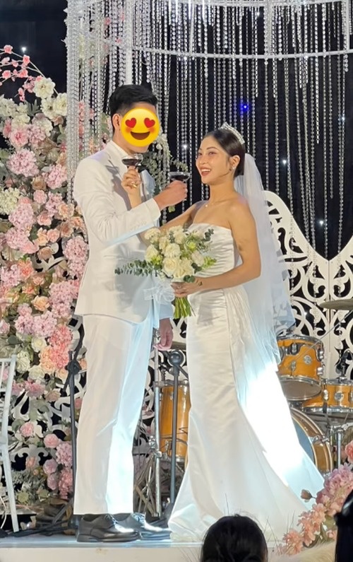 Hành động nhỏ của chồng Nhật Lê sau đám cưới khiến netizen lập tức chúc mừng vì đã lấy đúng người!- Ảnh 3.