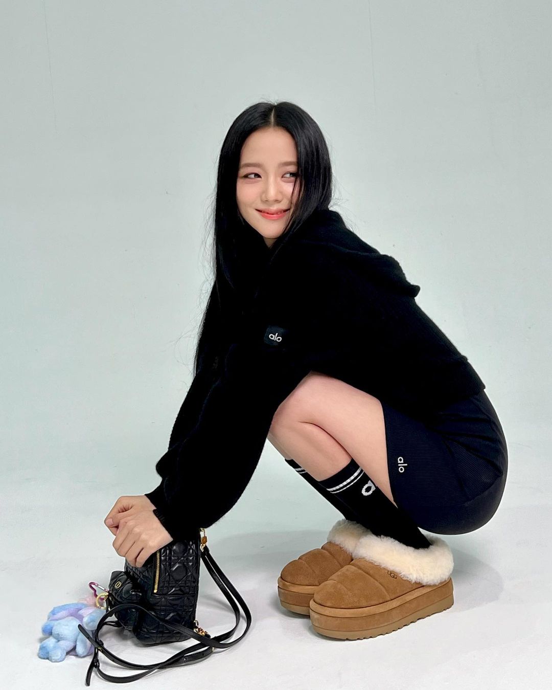 4 types of shoes promoted the most by the BLACKPINK beauty association right now - Photo 1.