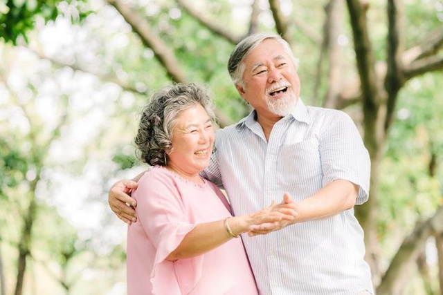 Sau 70 tuổi, không dựa vào con cái, tôi nhận ra: Tuổi già khỏe mạnh, hạnh phúc, luôn vui tươi nhờ 6 điều - Ảnh 1. Sau 70 tuổi, không dựa vào con cái, tôi nhận ra: Tuổi già khỏe mạnh, hạnh phúc, luôn vui tươi nhờ 6 điều - Ảnh 1.