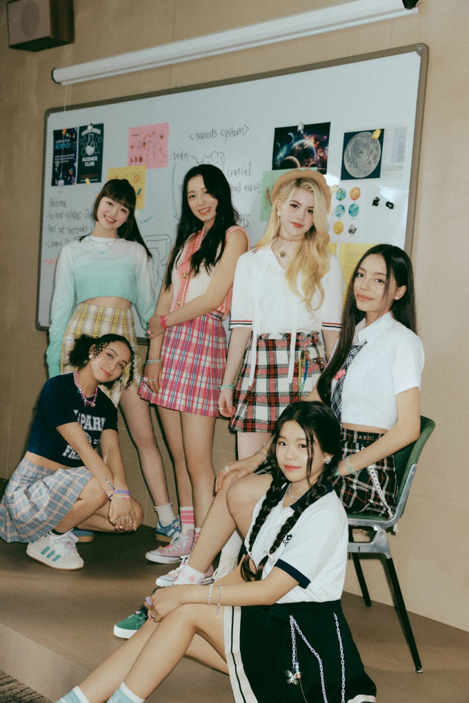 "Bông hồng lai" mới của nhà JYP bất ngờ nhắc đến Việt Nam: "Tự hào vì là người gốc Việt!" - Ảnh 2. "Bông hồng lai" mới của nhà JYP bất ngờ nhắc đến Việt Nam: "Tự hào vì là người gốc Việt!" - Ảnh 2.