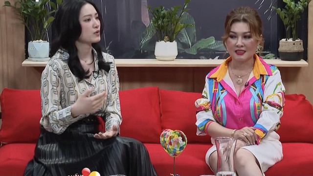 Qu&aacute; ưng nữ tiếp vi&ecirc;n h&agrave;ng kh&ocirc;ng xinh đẹp, mẹ chồng đại gia m&aacute;ch con d&acirc;u độc chi&ecirc;u giữ chặt tr&aacute;i tim chồng - Ảnh 7.