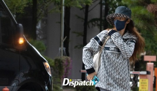 Park Min Young bị Dispatch khui chuyện nhận gần 5 tỷ phí sinh hoạt từ bạn trai cũ tai tiếng - Ảnh 1.
