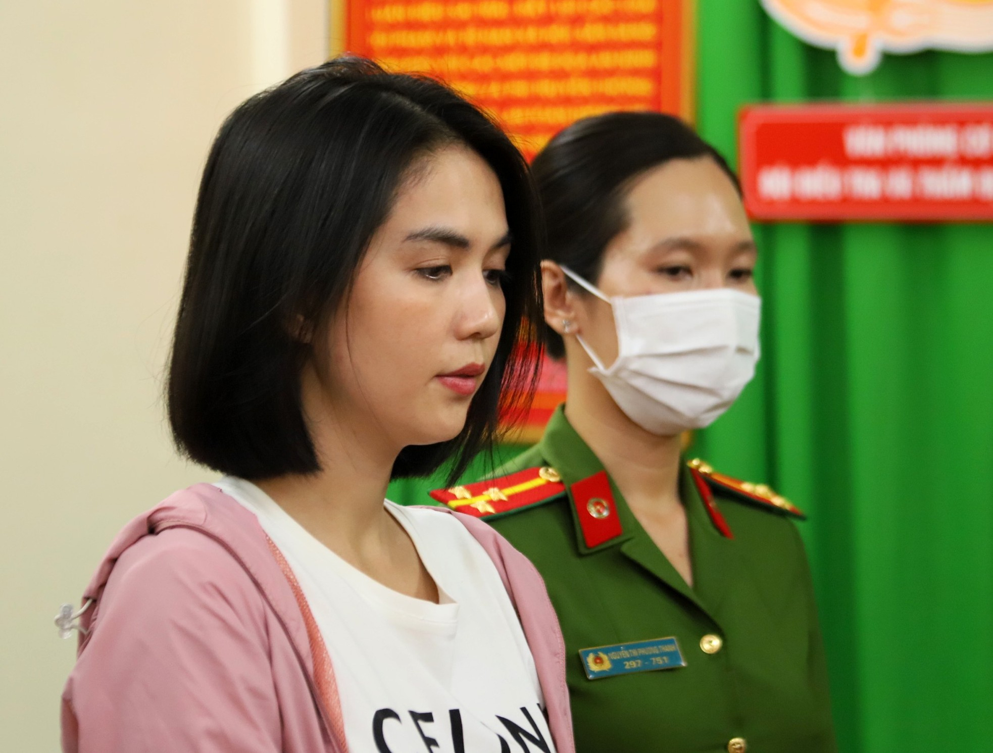 Hội bạn thân "bạc tỷ" của Ngọc Trinh bây giờ: Người vướng lao lý, người dính scandal cặp kè chồng người khác, kẻ phải dọn khỏi biệt thự 1800m2 - Ảnh 4.