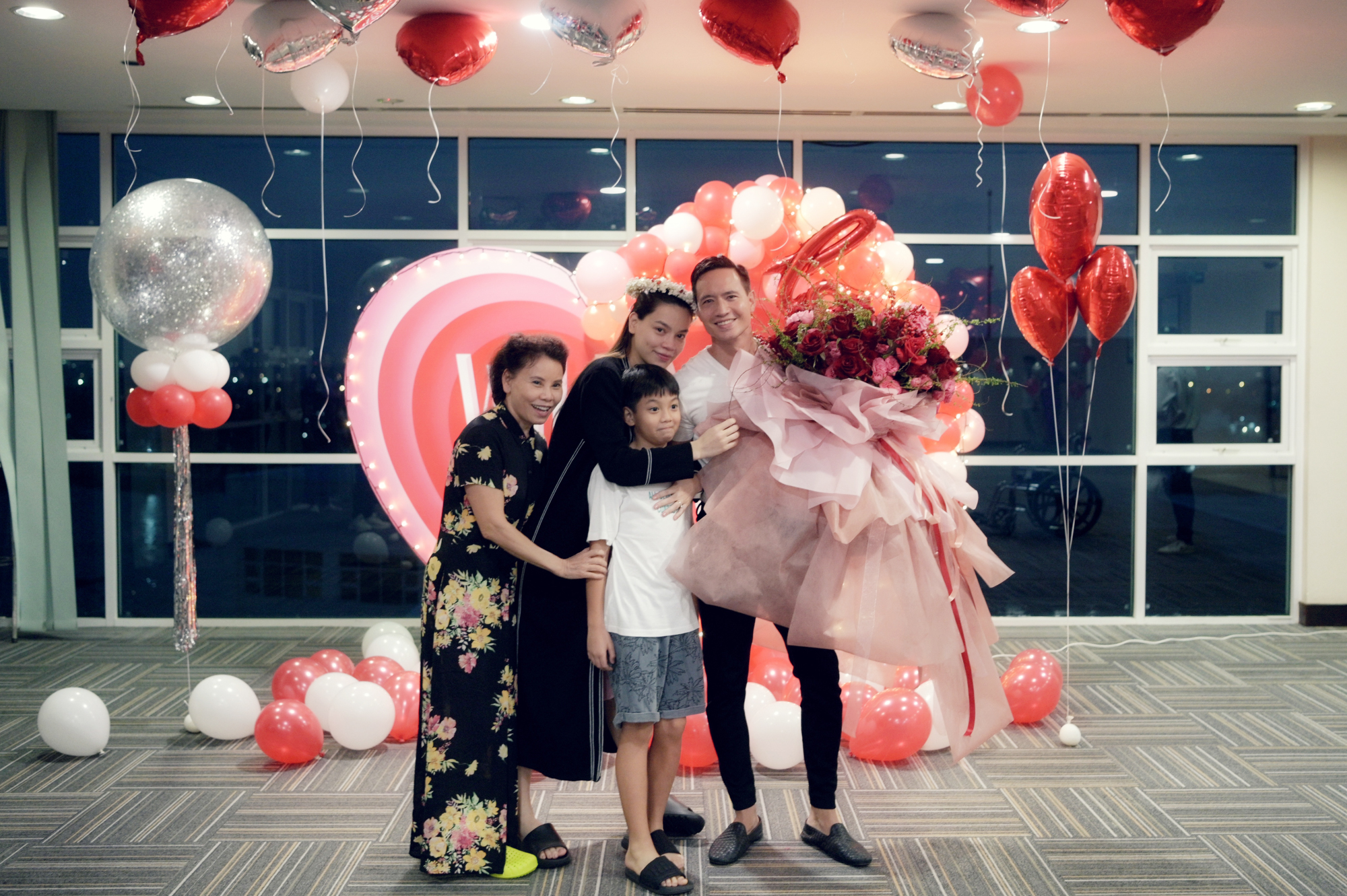 Hồ Ngọc Hà kể tường tận ngày Kim Lý cầu hôn ở bệnh viện, &quot;ức chế&quot; đến mức không xem lại vì 1 lý do- Ảnh 7.