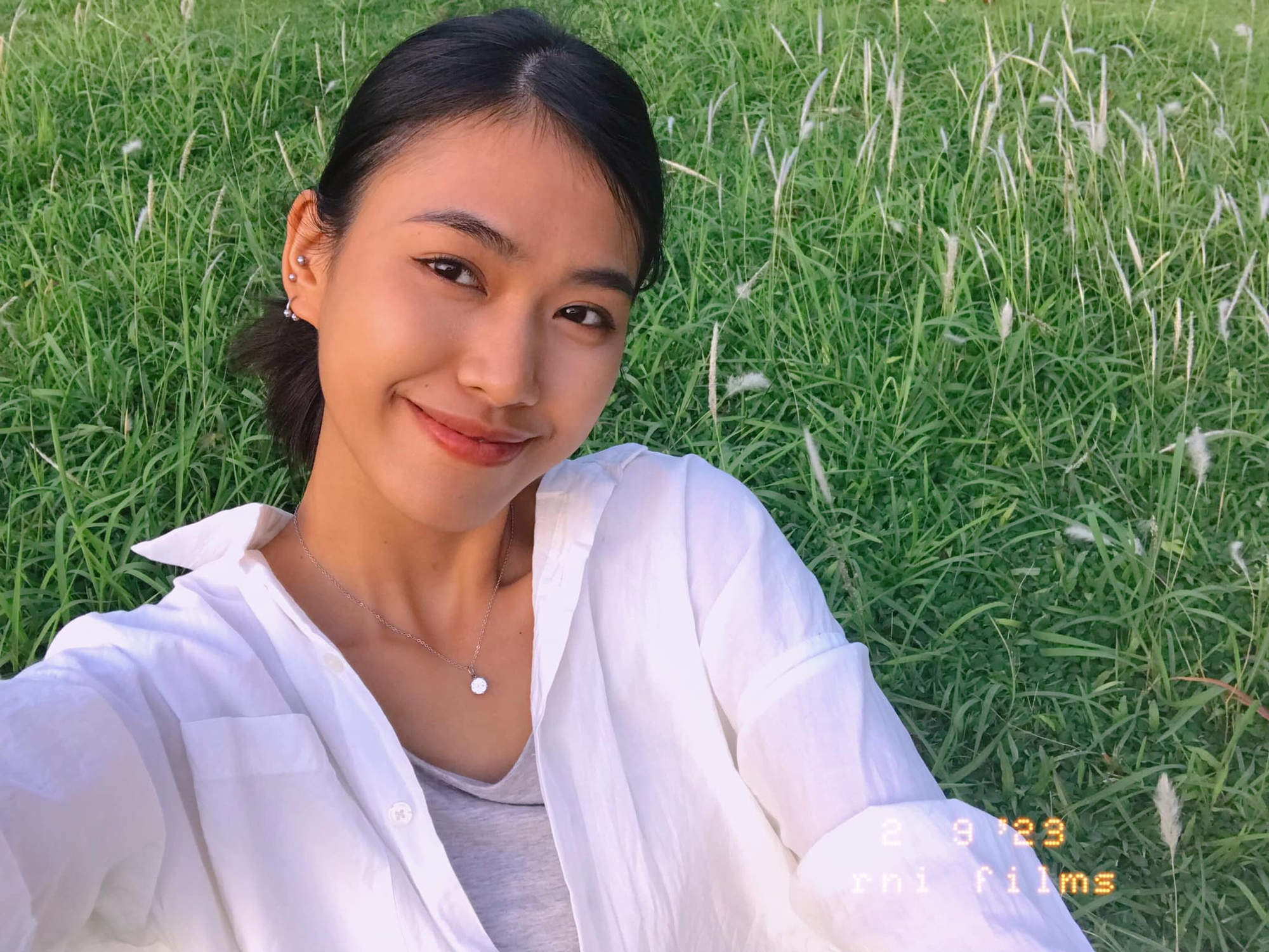 "So kè" nhan sắc của Hoa khôi các trường đại học đình đám hiện nay: Mỗi người một vẻ, không ai chịu thua ai!- Ảnh 4. "So kè" nhan sắc của Hoa khôi các trường đại học đình đám hiện nay: Mỗi người một vẻ, không ai chịu thua ai!- Ảnh 4.