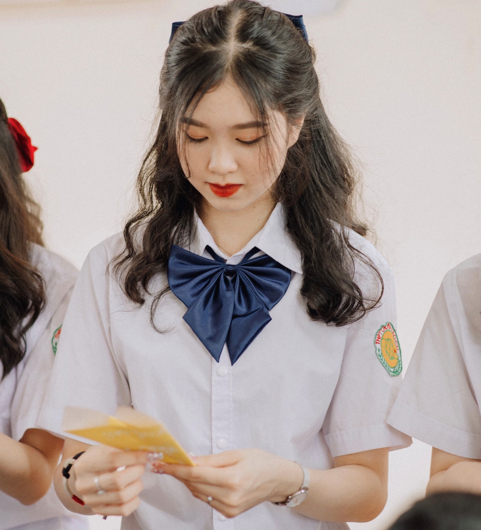 "So kè" nhan sắc của Hoa khôi các trường đại học đình đám hiện nay: Mỗi người một vẻ, không ai chịu thua ai!- Ảnh 15. "So kè" nhan sắc của Hoa khôi các trường đại học đình đám hiện nay: Mỗi người một vẻ, không ai chịu thua ai!- Ảnh 15.
