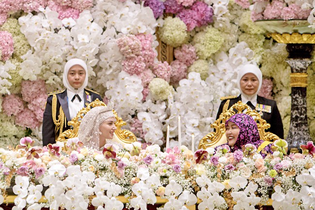 Ngày cưới xa hoa thứ 9 của Hoàng tử Brunei - Ảnh 5.