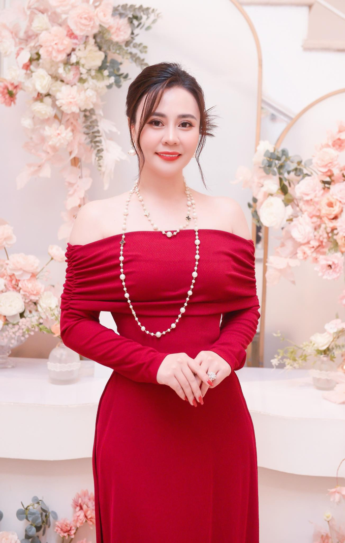 &quot;Hoa hậu 2 nhiệm kỳ&quot; Phan Kim Oanh khoe sắc bên cạnh Việt Tú, Minh Quân - Ảnh 3.