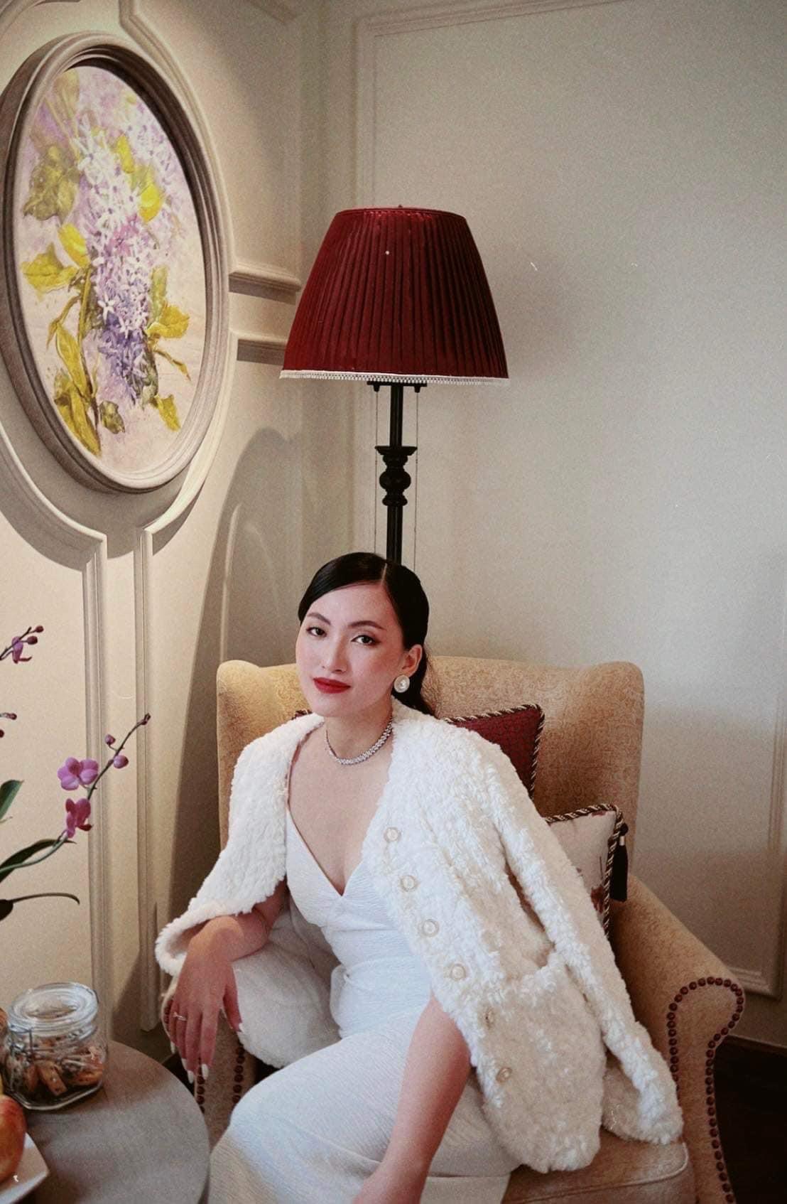 Chị Đẹp Nguyên Hà gây bất ngờ với diện mạo khác hẳn bình thường, netizen ủng hộ hết mình vì slay- Ảnh 7. Chị Đẹp Nguyên Hà gây bất ngờ với diện mạo khác hẳn bình thường, netizen ủng hộ hết mình vì slay- Ảnh 7.