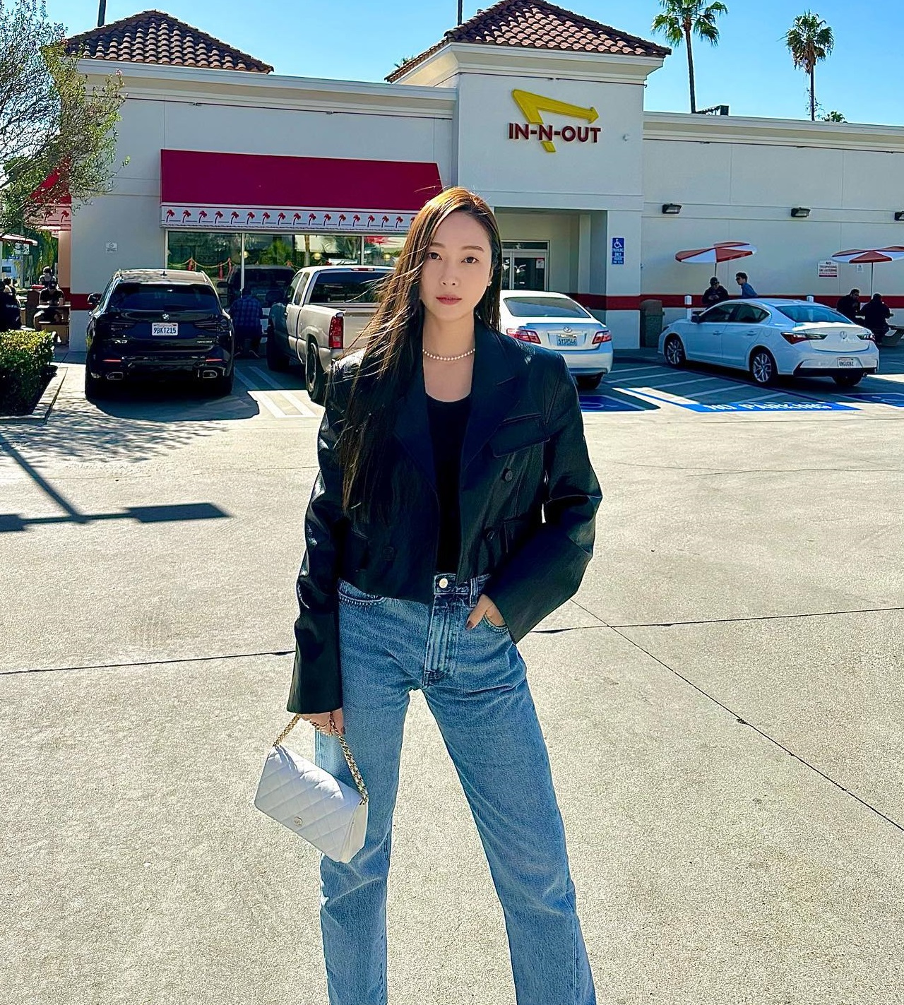 &quot;Cao thủ&quot; diện quần jeans Jessica Jung gợi ý loạt cách phối đồ không hề trùng lặp - Ảnh 5.