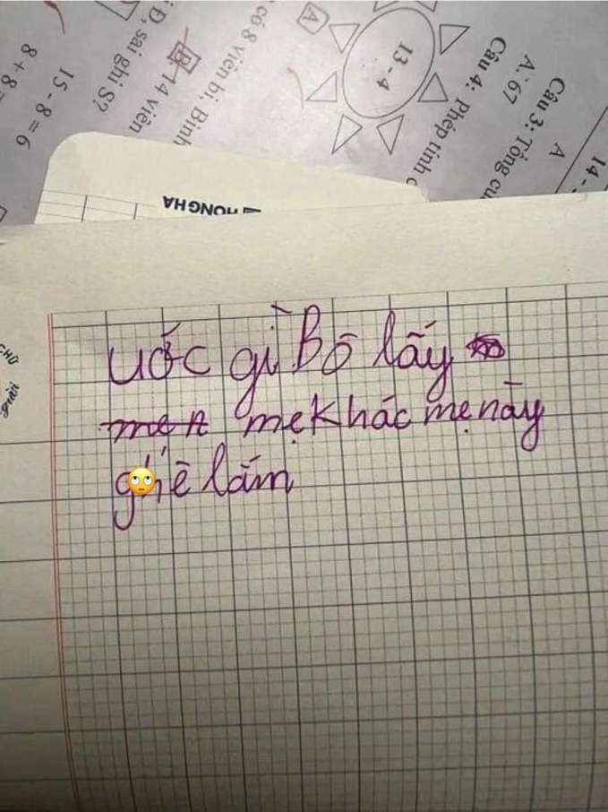 Học sinh lớp 1 viết 10 chữ vào vở, ai nấy đọc mà &quot;đổ mồ hôi&quot;: Không dám tưởng tượng &quot;hậu quả&quot; khi mẹ nhìn thấy - Ảnh 1.