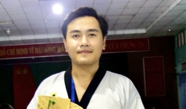 Bắt khẩn cấp huấn luyện viên giở trò ‘biến thái’ với nhiều võ sinh nam - Ảnh 1. Bắt khẩn cấp huấn luyện viên giở trò ‘biến thái’ với nhiều võ sinh nam - Ảnh 1.