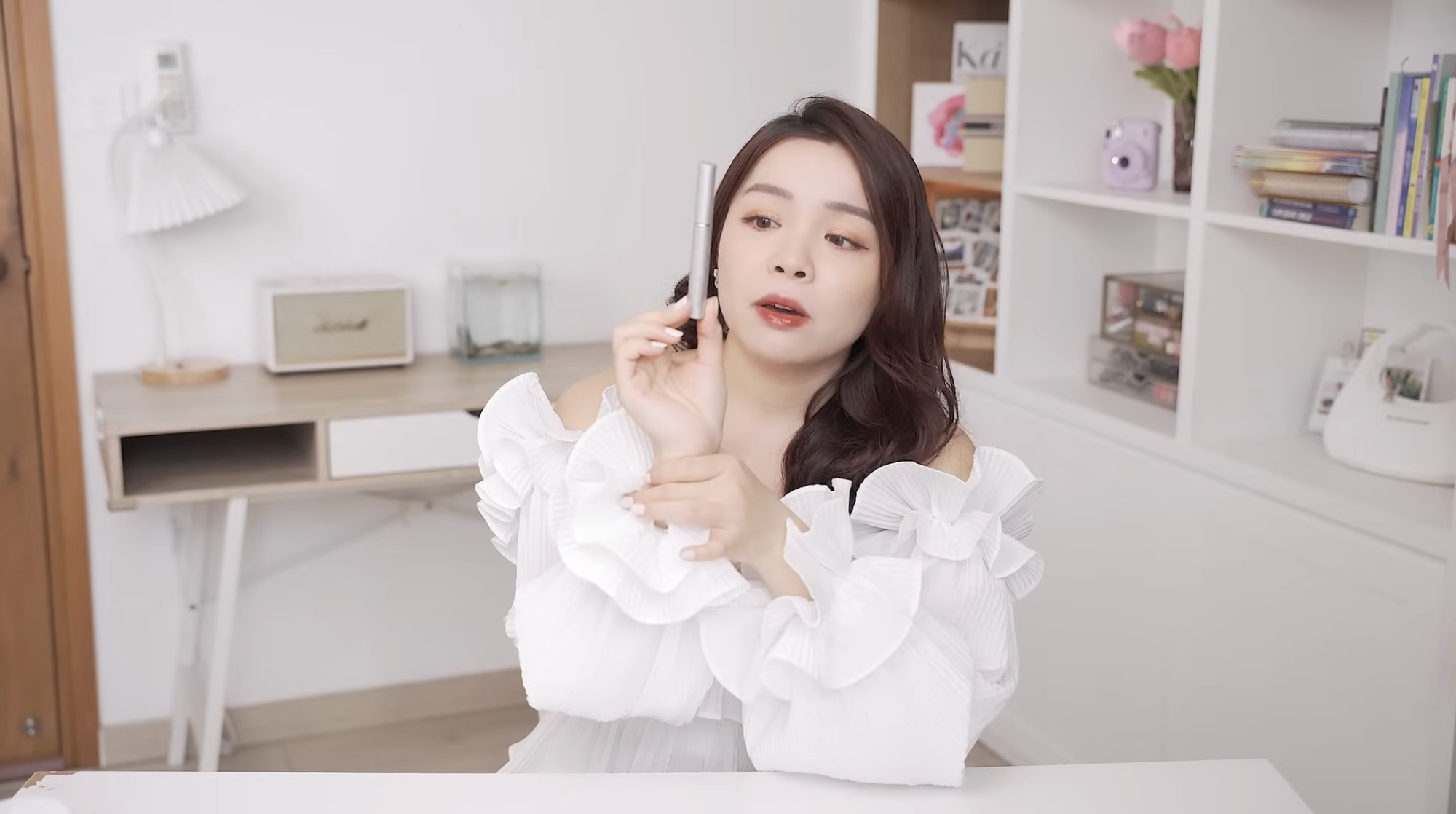 Trinh Phạm khoe món skincare "ruột" được cô tin dùng gần 10 năm: "Chân ái" đến nỗi không dám nhận quảng cáo cho brand khác- Ảnh 3. Trinh Phạm khoe món skincare "ruột" được cô tin dùng gần 10 năm: "Chân ái" đến nỗi không dám nhận quảng cáo cho brand khác- Ảnh 3.