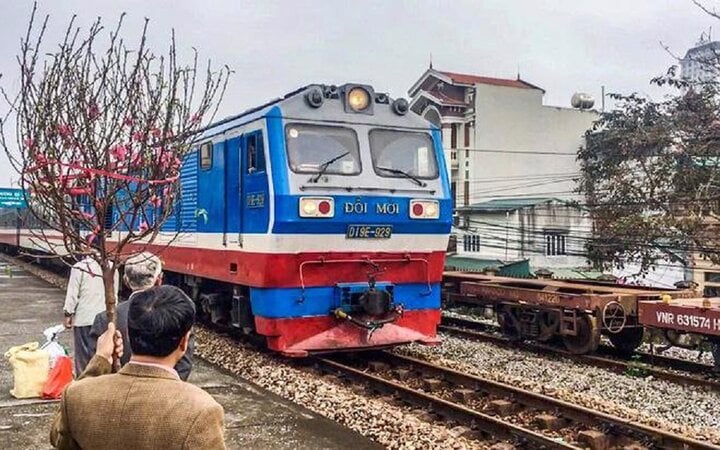Vé máy bay khan hiếm, khách phải bay đường vòng về quê ăn Tết - Ảnh 4. Vé máy bay khan hiếm, khách phải bay đường vòng về quê ăn Tết - Ảnh 4.