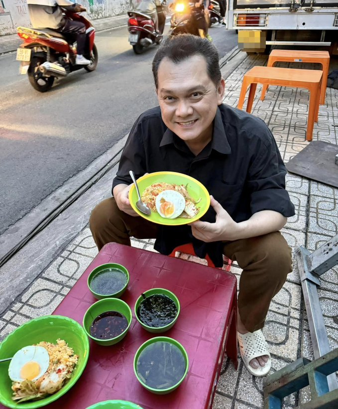 Nam NSƯT là công tử nhà giàu sa cơ, U60 không vợ con, sống giản dị, hết lòng vì nghệ thuật - Ảnh 5.