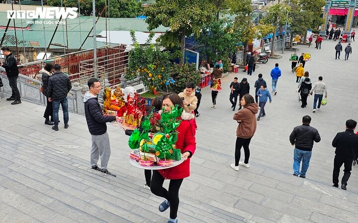 Kinh tế khó khăn, đền Bà Chúa Kho vắng người đến "trả nợ" - Ảnh 2. Kinh tế khó khăn, đền Bà Chúa Kho vắng người đến "trả nợ" - Ảnh 2.