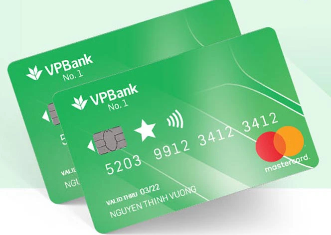 Trước khi làm chiếc thẻ tín dụng đầu tiên: Đây là 4 loại thẻ có mức phí thường niên mềm nhất dành cho người mới đi làm - Ảnh 2.