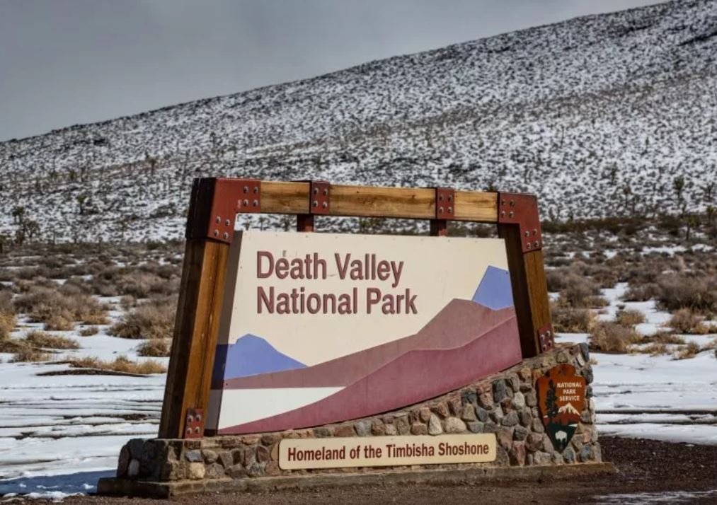 Thung lũng Chết sắp đón đợt tuyết rơi dày đầu tiên sau hơn 100 năm - Ảnh 1.